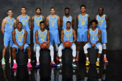 库里拒绝勇士报价，薪资分歧下的未来去向引热议